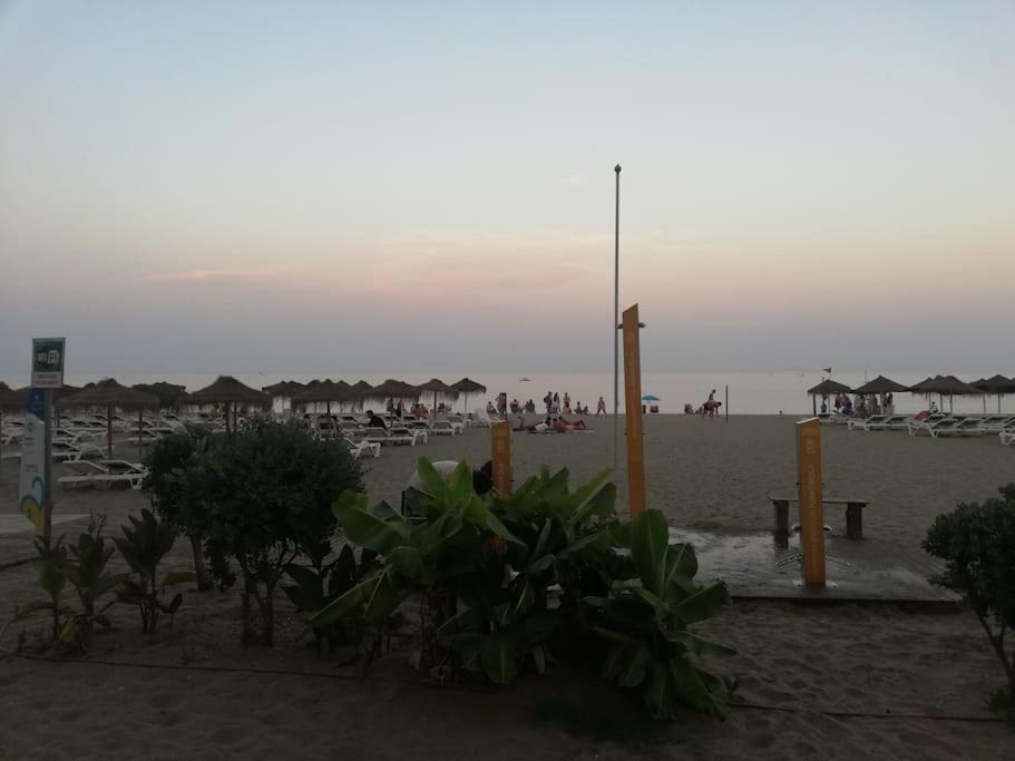 Estudio En Playa De Fuengirola Wifi Kültér fotó